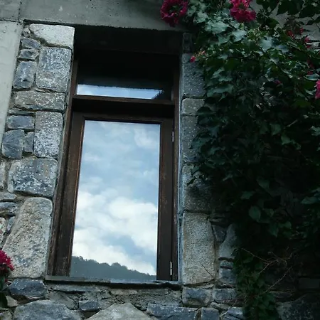 아파트 Kyparissi & *