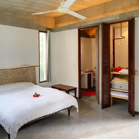 Kyparissi & * Tirós