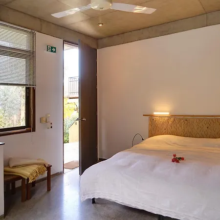 아파트 Kyparissi & Tirós