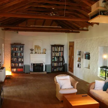Kyparissi & Apartamento