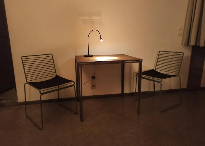 Kyparissi & Apartment Tiros