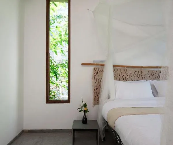 Kyparissi & Apartamento