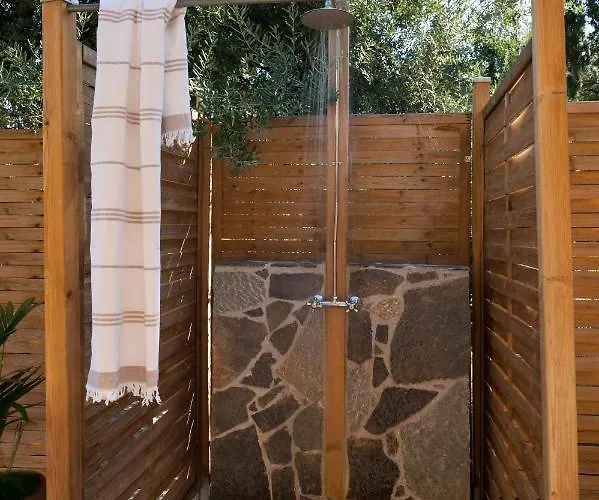 Kyparissi & Apartment