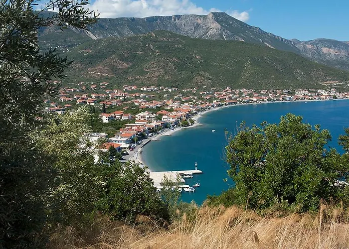 Kyparissi & * Tirós